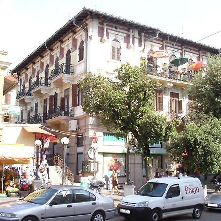 Green Market Apartment Opatija Exterior photo